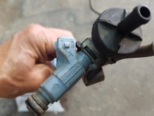 DISTRIBUTORE CARBURANTE + INIETTORI SMART COUPE' PULSE 600 3P/B 0280155814 - Picture 2 of 2