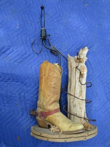 Vintage Cowboy Boot Lamp with Spur, Post, Barbed Wire - Picture 2 of 2