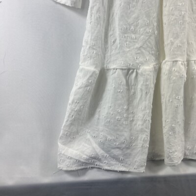 Boohoo NWT Women's White 3/4 Sleeve Dobby Ruffled Tiered Smock