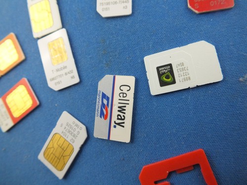 KONVOLUT Sammlung SIM Handy Karte Medion Talkline D2 Wind D1 Vodafone Adapter - 第 13/16 張圖片