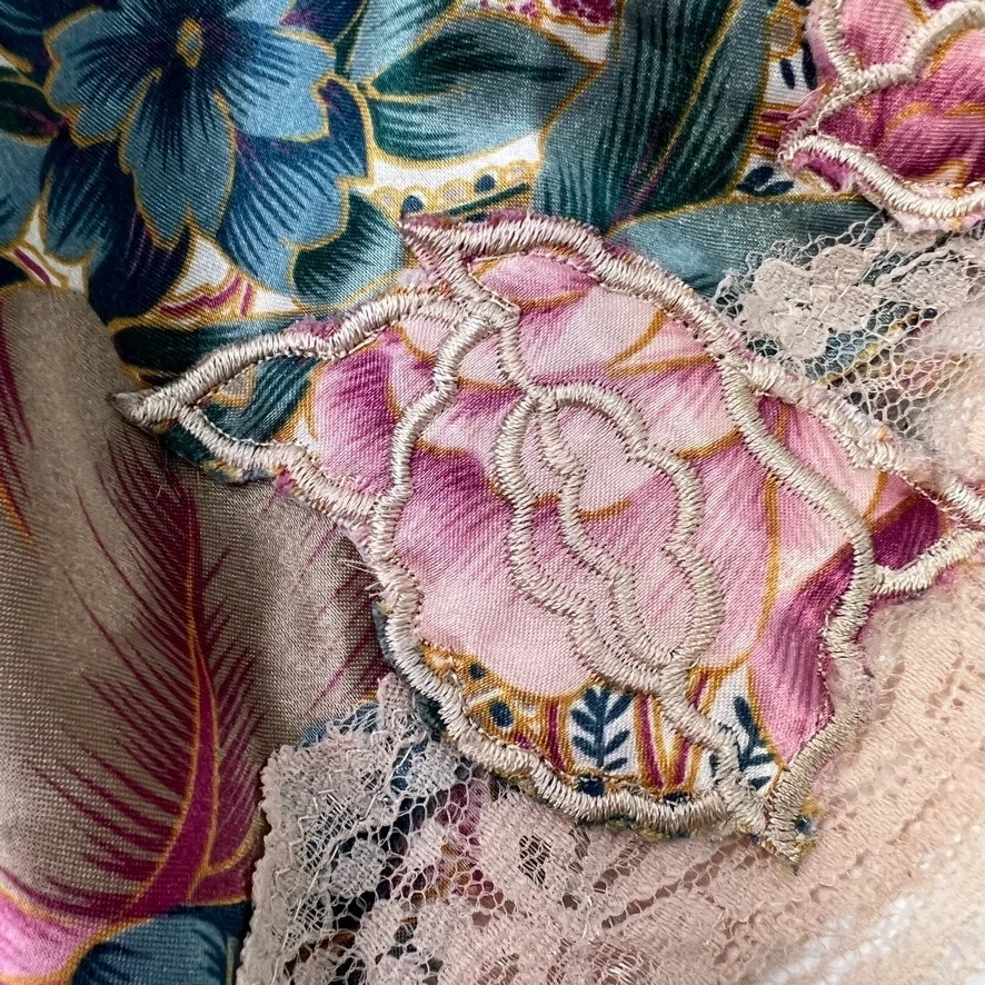 Braguita de Colección Victorias Secret Mujer Etiqueta Dorada Mediana Floral Encaje Borde Núcleo No Foto 3 de 4