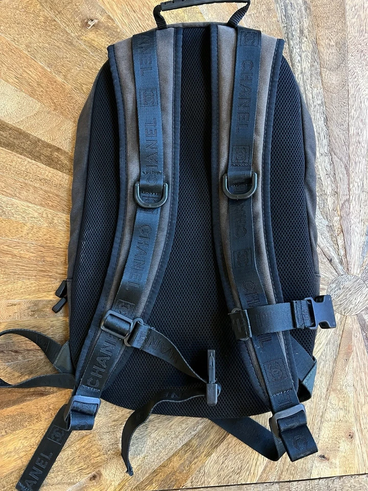 Vintage Chanel Sports line Backpack, Brown And Green Great Condition 2002-2004 - Image 4 of 4