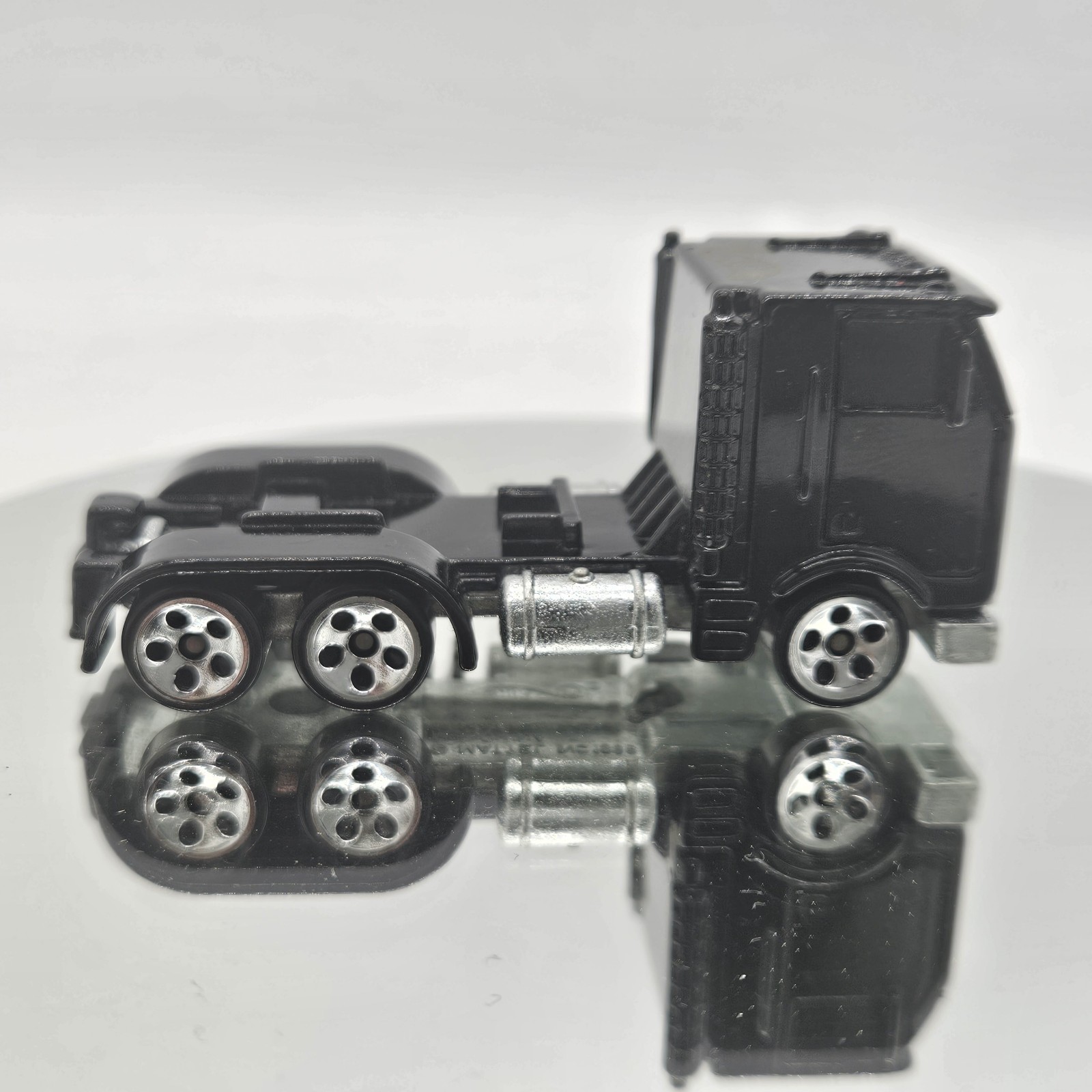 Picture 6 of 16