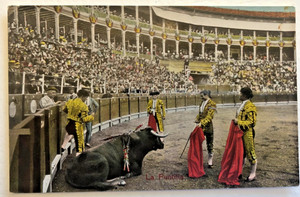 1913 Bullfighting Postcard – “La Puntilla” – Matadors & Bull – Early Spain Arena