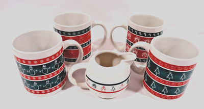 Zibo Shuangfeng Ceramics CO. LTD. Christmas 4 Coffe Mugs and Creamer Vintage Set