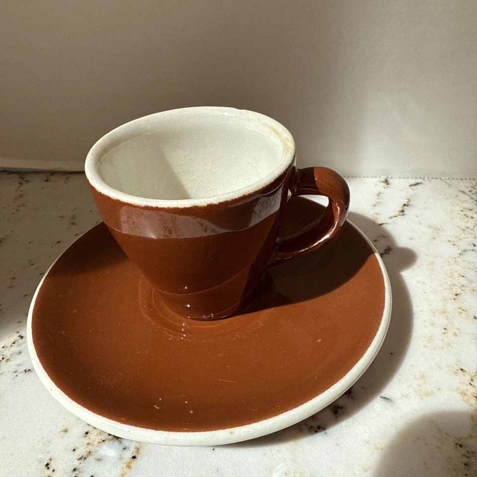 Juego de 2 tazas y platillos de café espresso vintage marrón y blanco ACF de porcelana Foto 2 de 3
