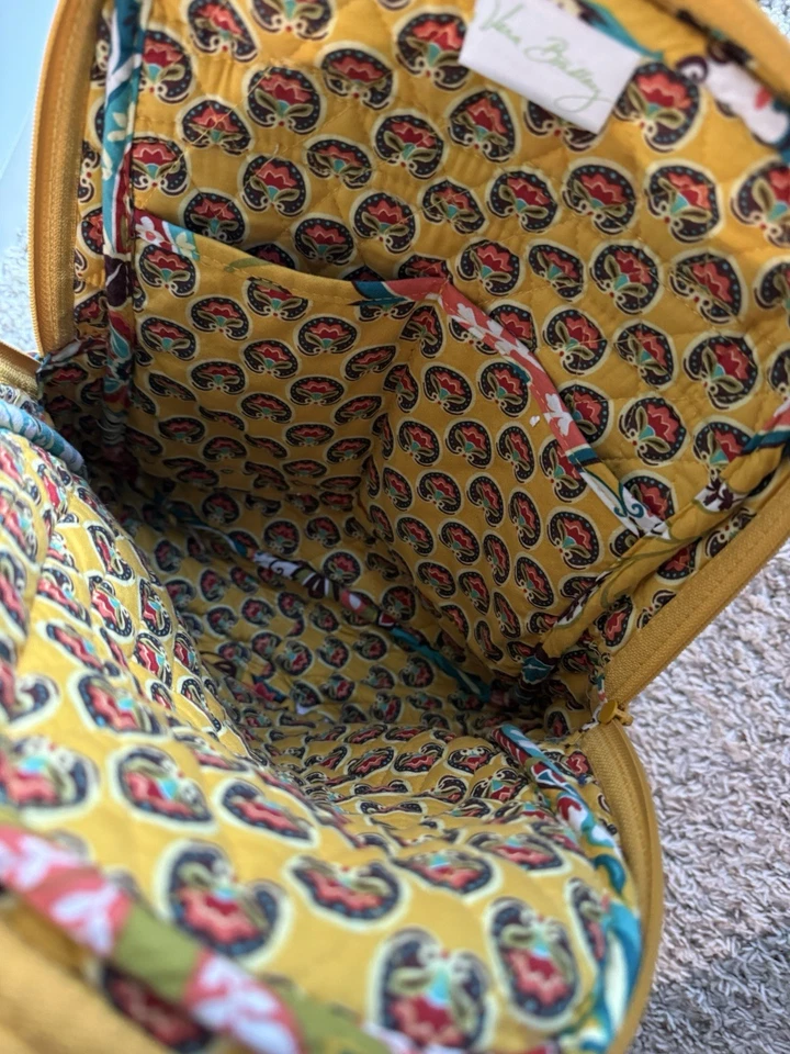 Mochila de cachemira floral amarilla provenzal VERA BRADLEY - patrón retirado Foto 3 de 4