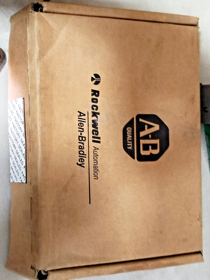 Allen bradley 1746-ow16 SER:C SLC 500 MÓDULO DE SALIDA - NUEVO ENVÍO RÁPIDO P... - Imagen 4 de 4