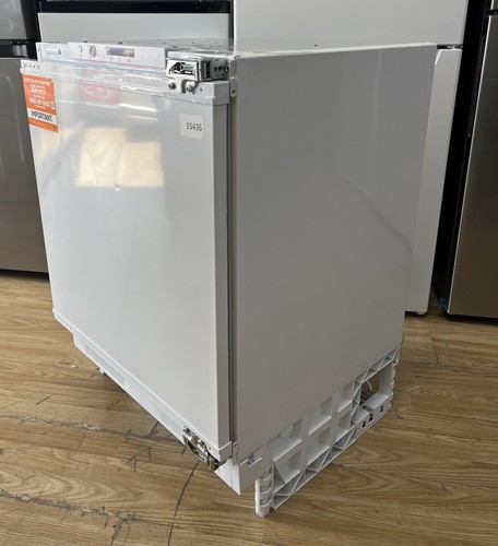 BEKO BSF4682 Built In Under Counter Freezer - Fixed Hinge, Free Shipping - Picture 5 of 10