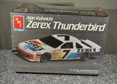AMT Ertl 1:25 Zerex Thunderbird Alan Kulwicki 6739 Model KIT SEALED