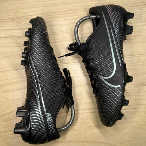 Nike Mercurial Vapor 13 Academy Soccer Cleats FG / MG Mens 7.5 Black AT5269-010 - Picture 3 of 10