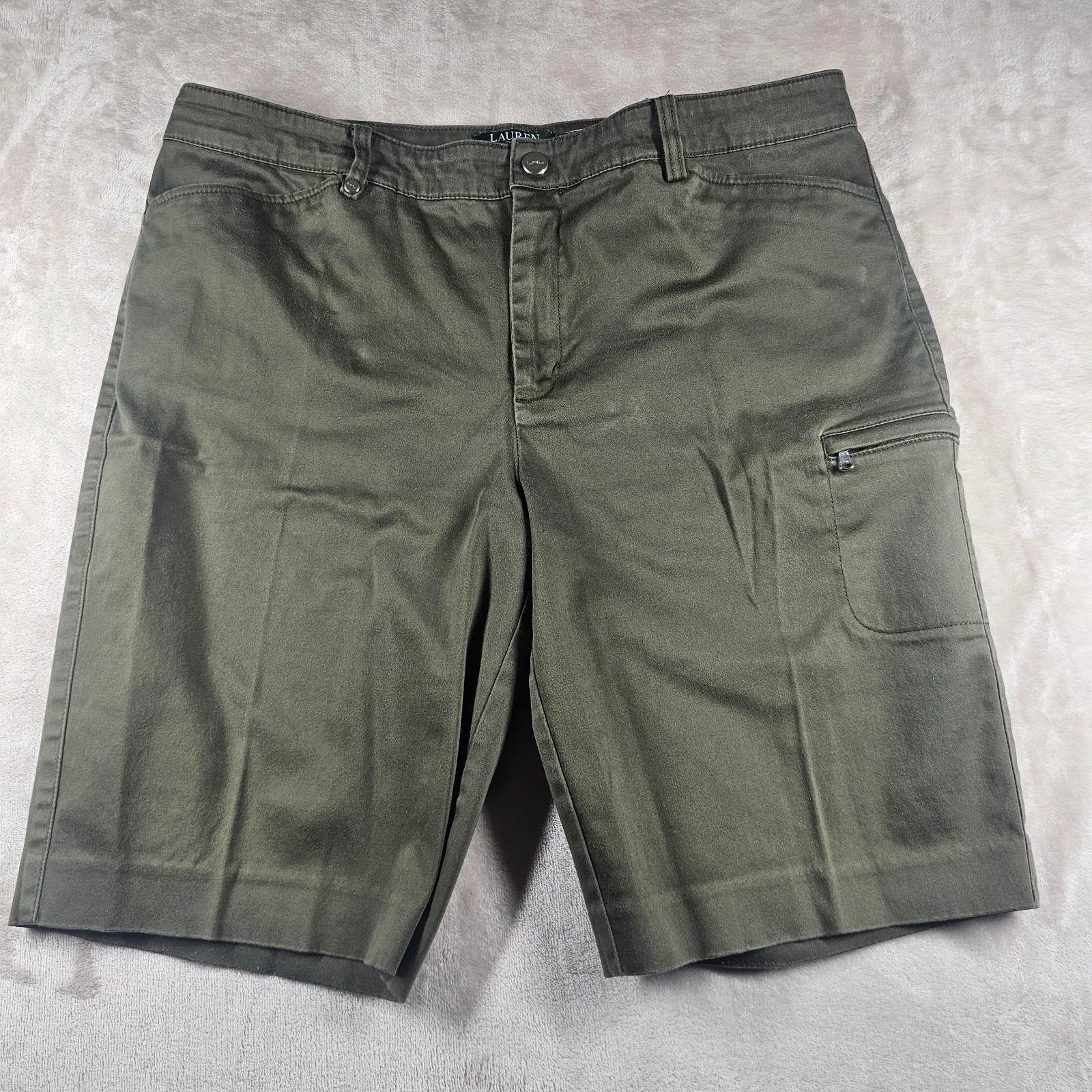 Lauren Ralph Lauren Shorts Mens 14 Green Outdoor Active Front Zip Pocket