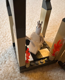 LEGO Harry Potter set 4704 - Chamber of the Winged Keys; 100% complete w box