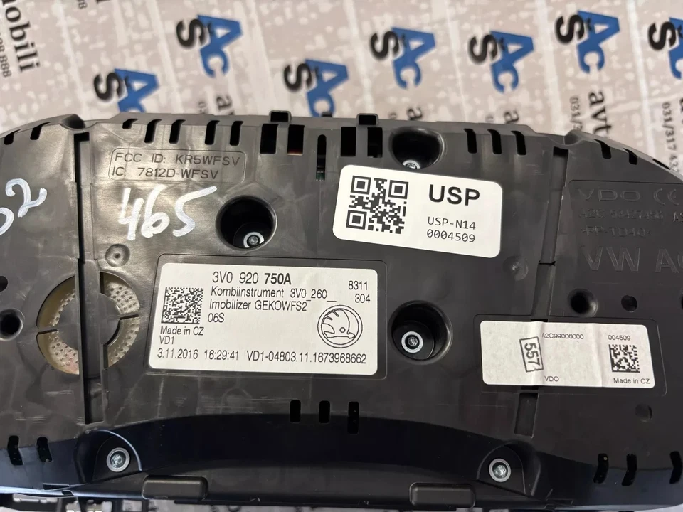 Cuadro de instrumentos velocímetro 3V0920750A Skoda Superb B8 2.0 Foto 3 de 4