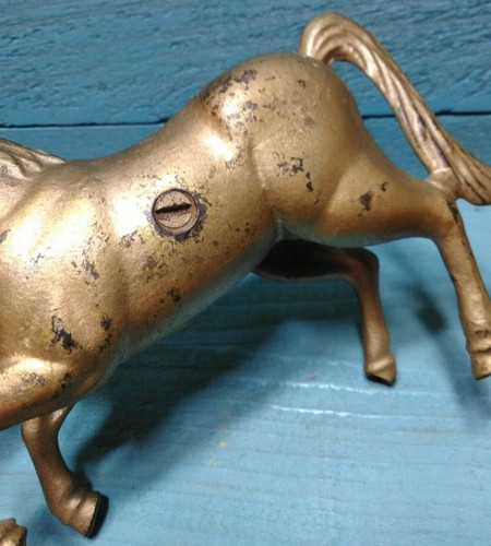 Banco de monedas de colección de caballos de oro criado en patas traseras y base muy pesado ¡ENVÍO GRATUITO! - Imagen 7 de 9