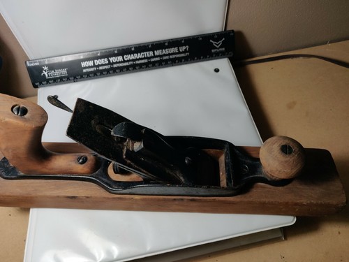Vintage Woodworking 15" Plane (CosTool004) - Picture 6 of 10