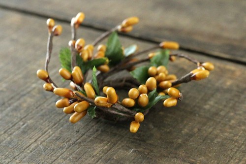 Pip Berry Taper Candle Rings Set/4 Mustard Gold Floral Decor 1 inch - Picture 5 of 5