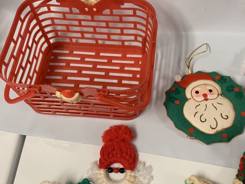 Vintage Large Lot Handmade Felt Sequins Christmas Ornaments Santa Basket Skates - Picture 10 of 15