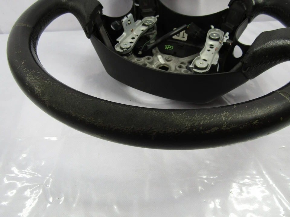 2003-2008 Subaru Forester Steering Wheel W/ Cruise Control OEM - Image 4 of 4