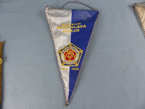 Fanion Slovan Bratislava CHZJD - Vintage 1969 ? - 50 Cm - Drapeau Football Collection