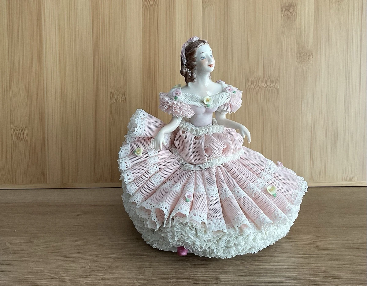 Irish Dresden Ireland　白鳥　レース　ピンク　置物 Christine pink - Irish Dresden 置物