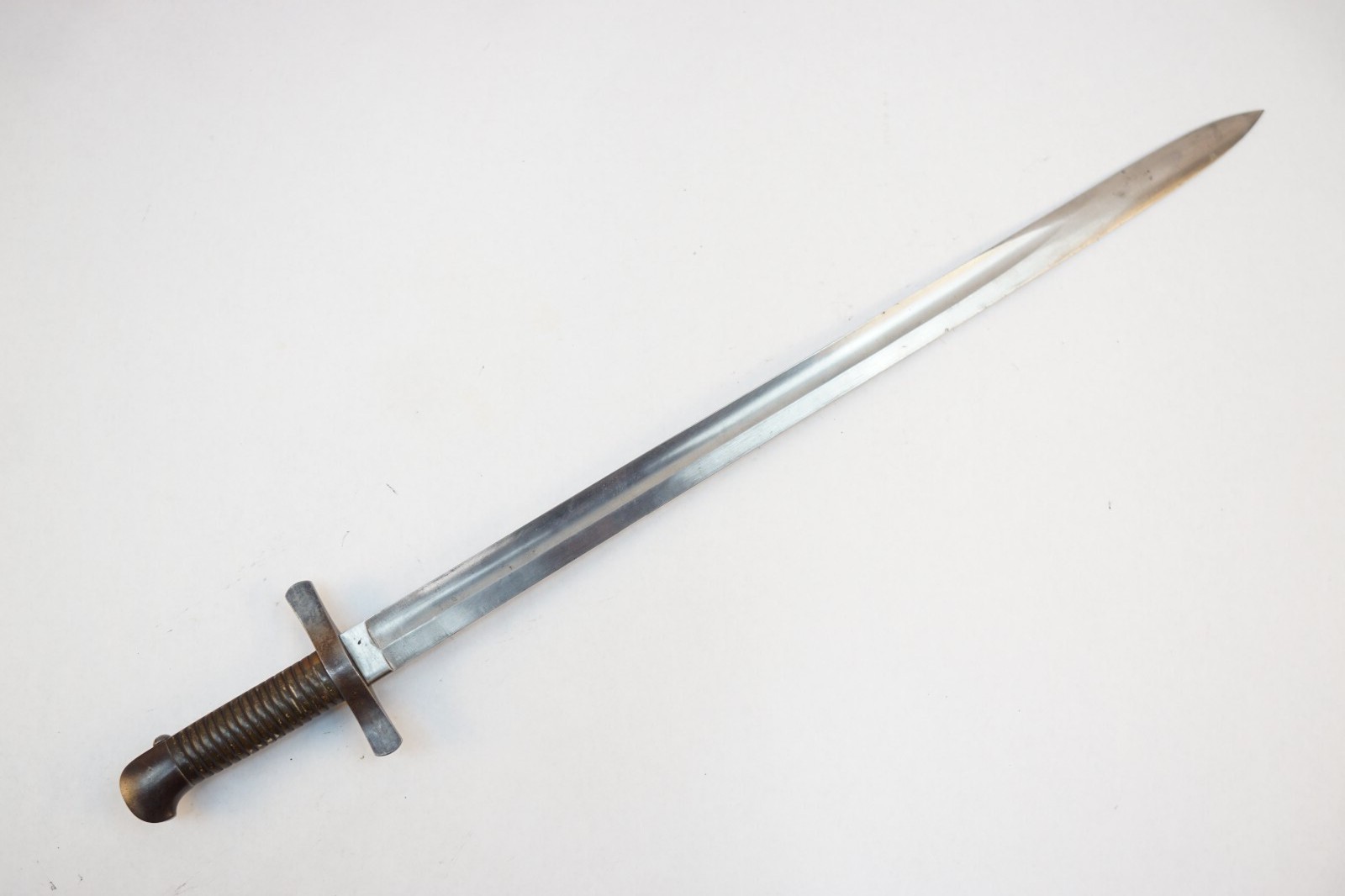 977, Belgium 19th Century Hunting Carbine 680mm Sword Bayonet