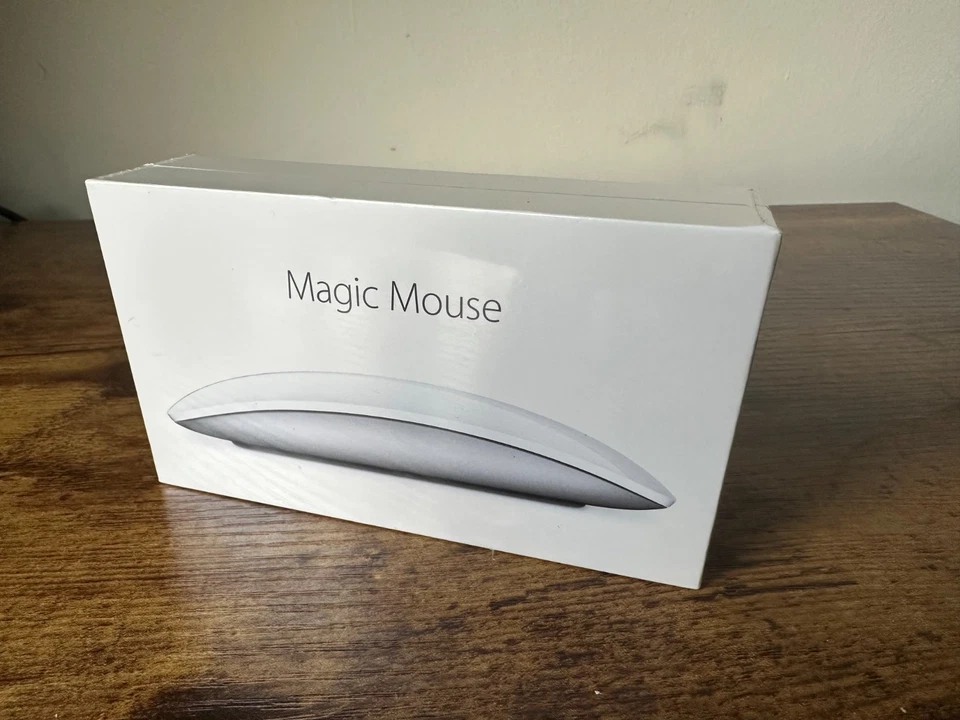 Genuine Apple Magic Mouse 2 - A1657 - Brand New Sealed - White - Image 4 of 4