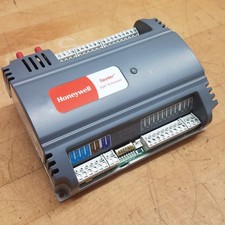 Honeywell PVB6438NS-ILC Spyder Programmable VAC Controller, 20-30VAC - NEW