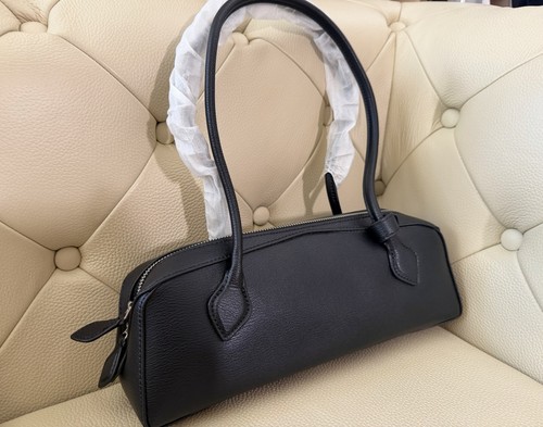 Black Small Pebbled Top Handle Bag Double Handles Zip w/ Charm