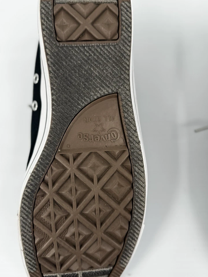 Converse Chuck Taylor All Star Street Mid Men’s 13 Black Red Canvas Shoes - Image 4 of 4