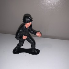 1985 Remco toy soldier vintage plastic black uniform