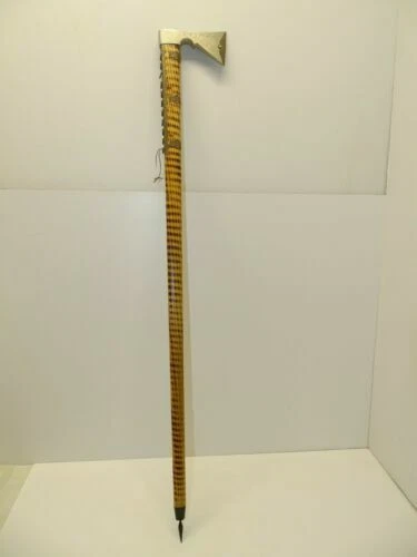 Vêtements et accessoires vintage marron en bois