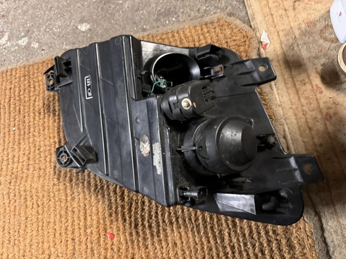 FIAT COUPE HEADLAMP RIGHT SIDE 88200007D - Picture 4 of 4