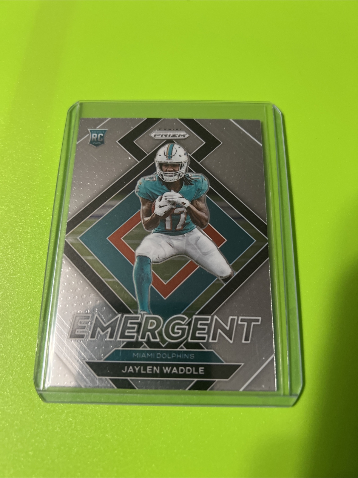 2021 Panini Prizm JAYLEN WADDLE Emergent Insert Rookie Card #E-8 Miami Dolphins