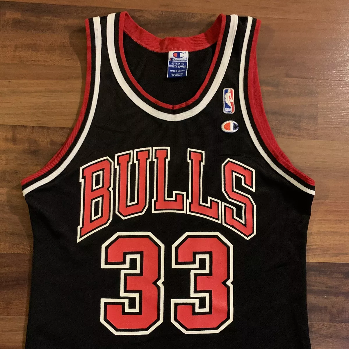 Vintage Champion NBA #33 Scottie Pippen Chicago Bulls Jersey Black Size 40