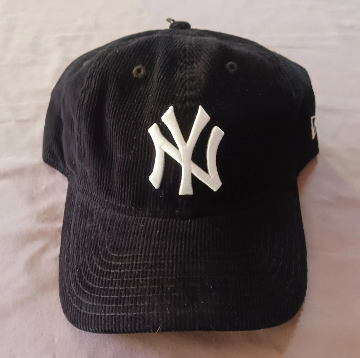 New Era New York Yankees Black MLB Fan Apparel & Souvenirs for