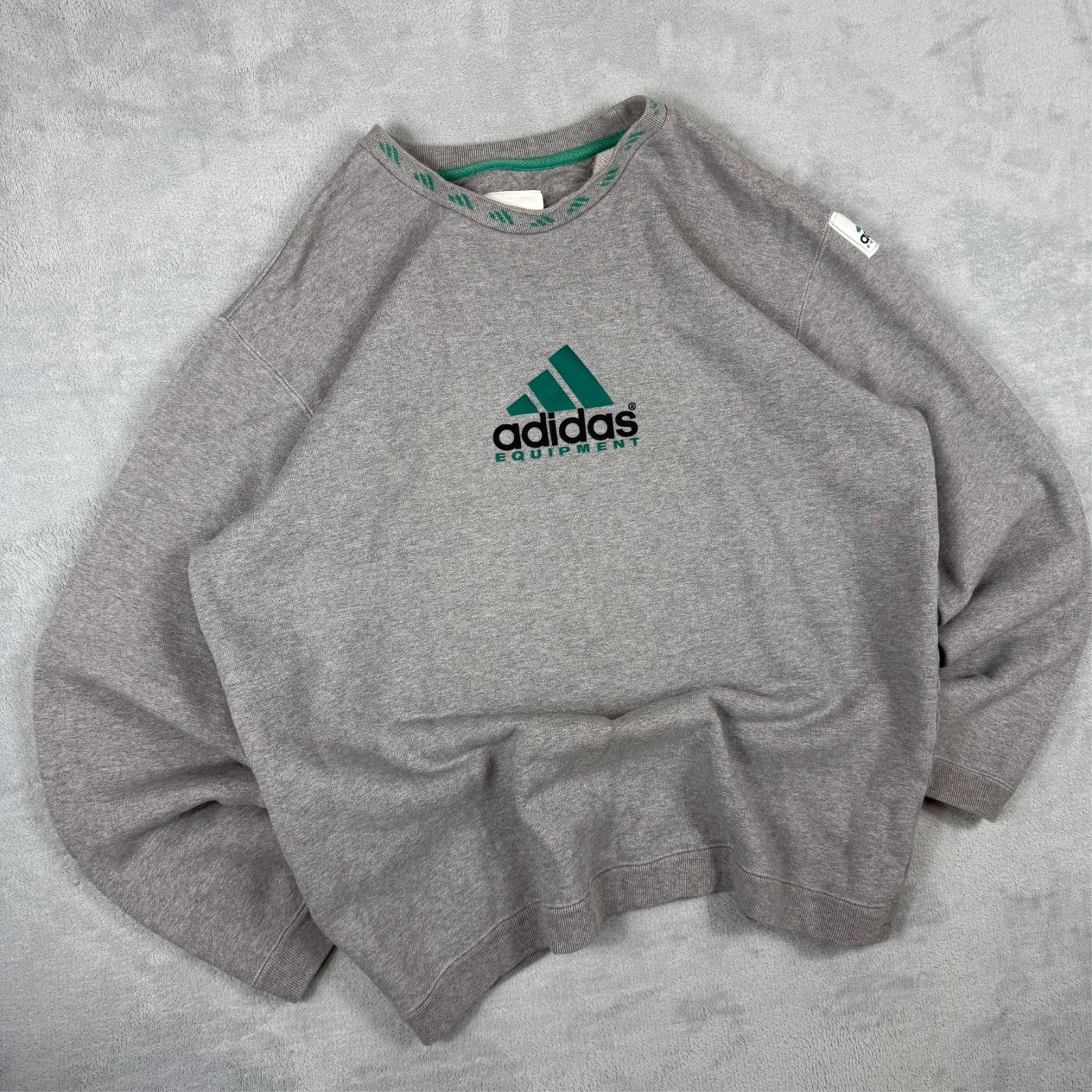 VTG Adidas Equipment Grey Spellout Heavyweight Oversized Lrg Pullover Sweatshirt image 2