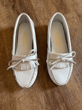 Minnetonka Moccasins White Classic Driver Women's Size 8 1/2
