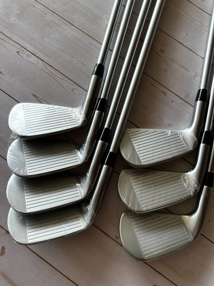 *NEW* Titleist T100 2025 4-P (7pcs) Iron Set KBS Tour C Taper 130X Iomic Grips - Image 3 of 4