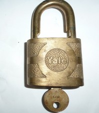 Vintage Yale Lock Padlock w/ Key Made in USA
