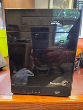 SEAGATE SRN04D 4-BAY NETWORK ATTACHED BUSINESS STORAGE SERVER.
