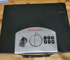 Honeywell Deluxe Security Box Combo Key & Digital Electronic Lock