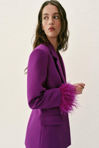 ZARA WOMAN SS26 BLAZER WITH FEATHER CUFFS AND SHOULDER PADS PURPLE 2654/593/603 - Picture 5 of 8