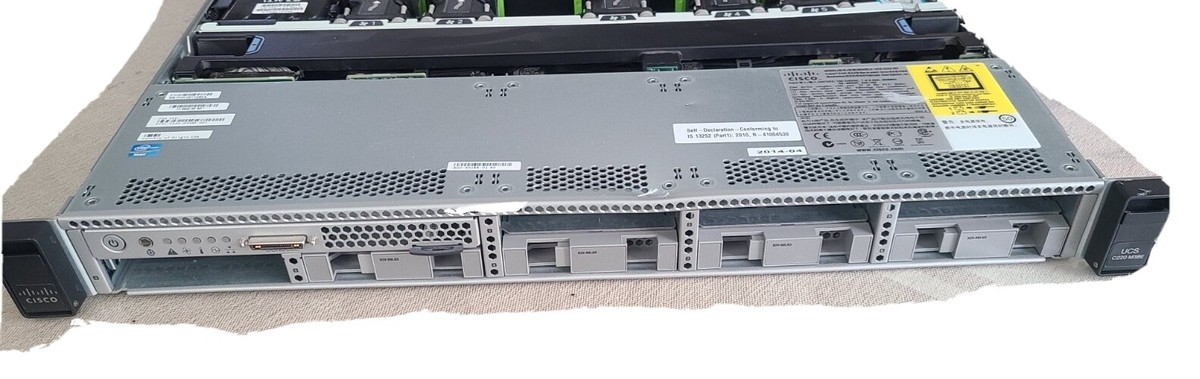 Cisco UCS C220 M3SBE V01 2P Xeon E5-2609 2.40GHz 32GB 8x SFF