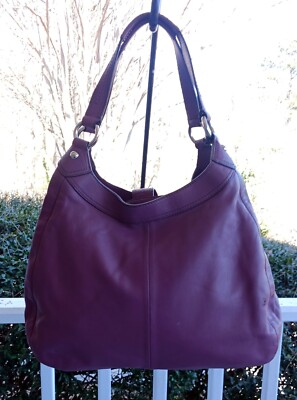 COACH F17092 MEDIUM VINTAGE SOHO PURPLE TRIPLE COMPARTMENT LEATHER
