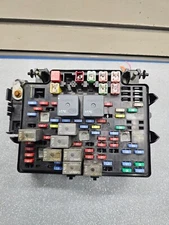 🔥03-06 Chevy Silverado Sierra Power Module Engine Unit Fuse Relay Box Junction