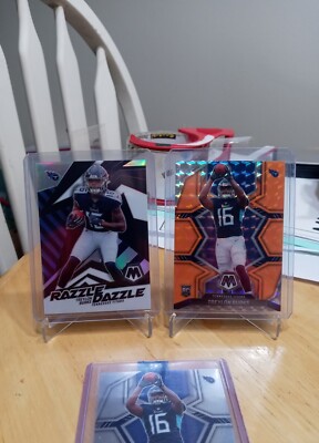 2022 Panini Mosaic Football TREYLON BURKS RC RAZZLE DAZZLE RD-30 CASE HIT SSP!
