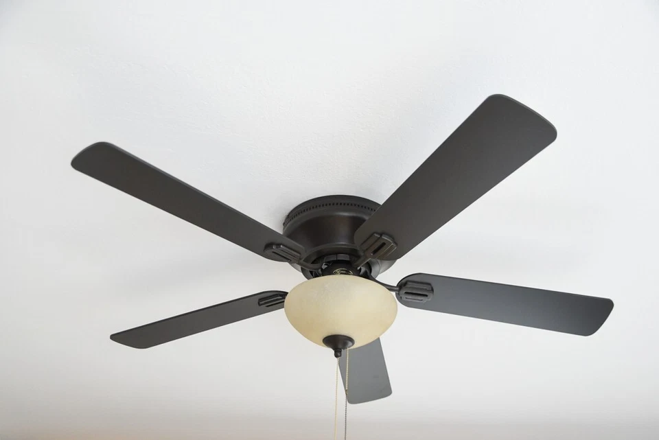 Flush mount Ceiling fan with lights and pull cords Everett Espresso 132 cm 52" - Image 4 of 4