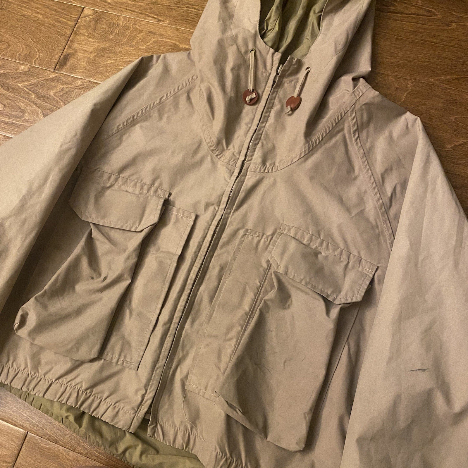 Vtg 80s Columbia Gore Tex Cropped Tan Nylon Fishing Wading Jacket Men’s L image 3