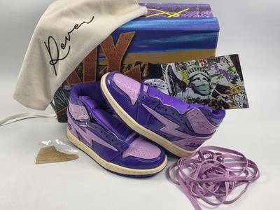 KOOL KIY  RUNTZ  Dead stock BRAND NEW SIZE 4